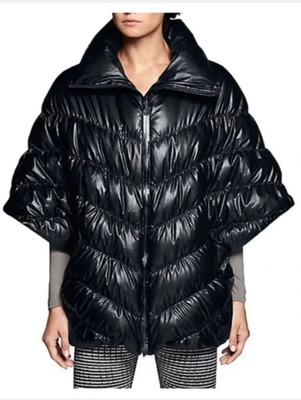 Nike Cascade Down Puffer Poncho Jacket Sz M Retail $300